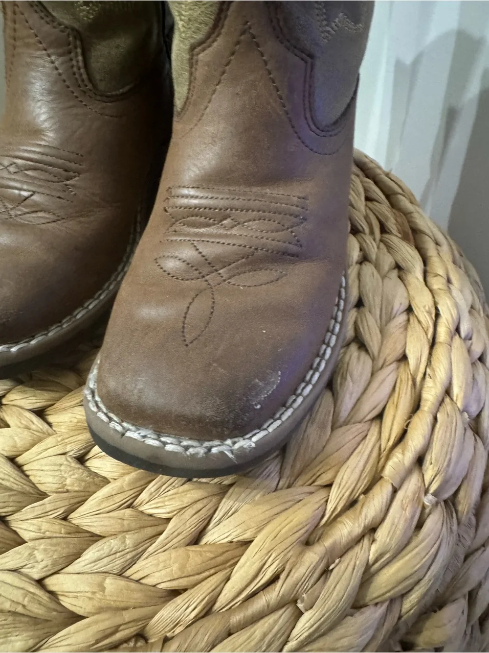 Kids Brown Western Cowboy Boots - Classic Embroidered Pull-On